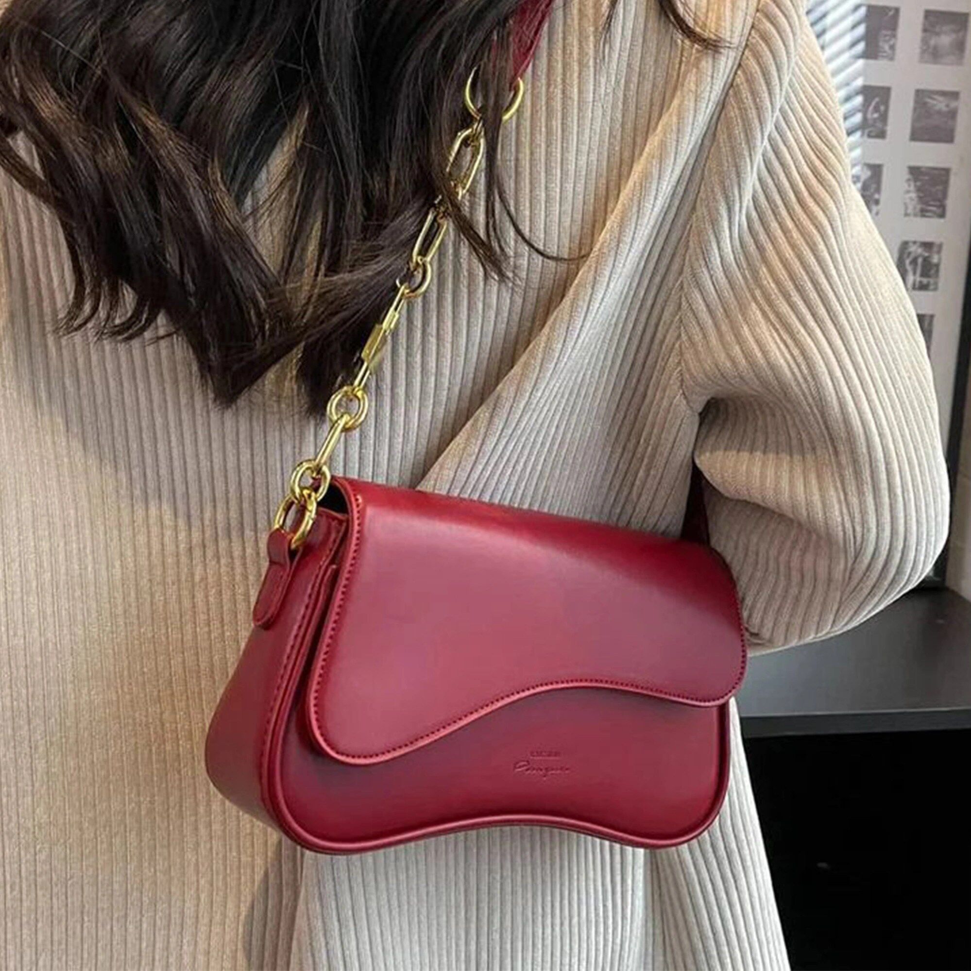 Wren Minimal Crossbody Bag - Image 1