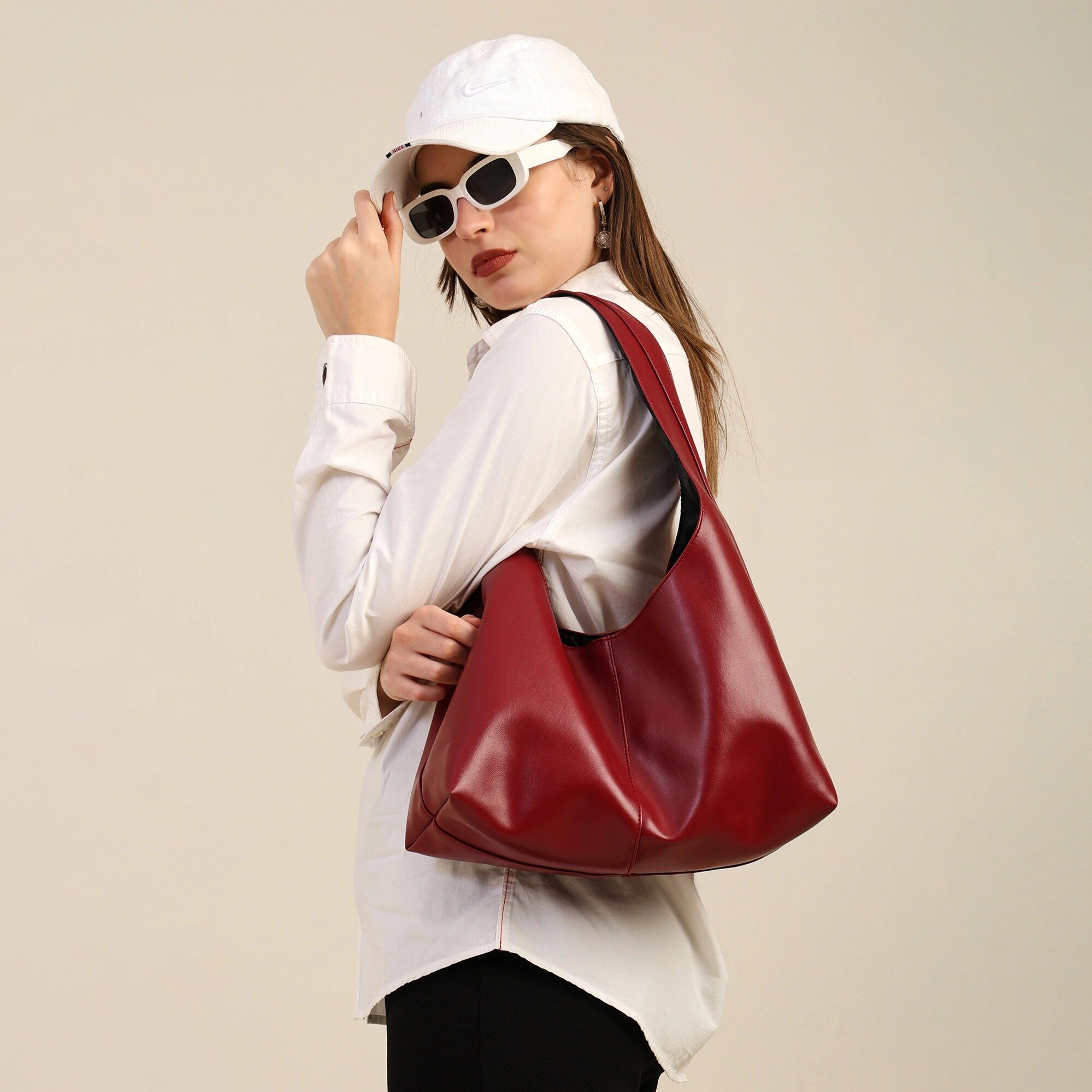 Kecia Curve Hobo Totebag - Image 1